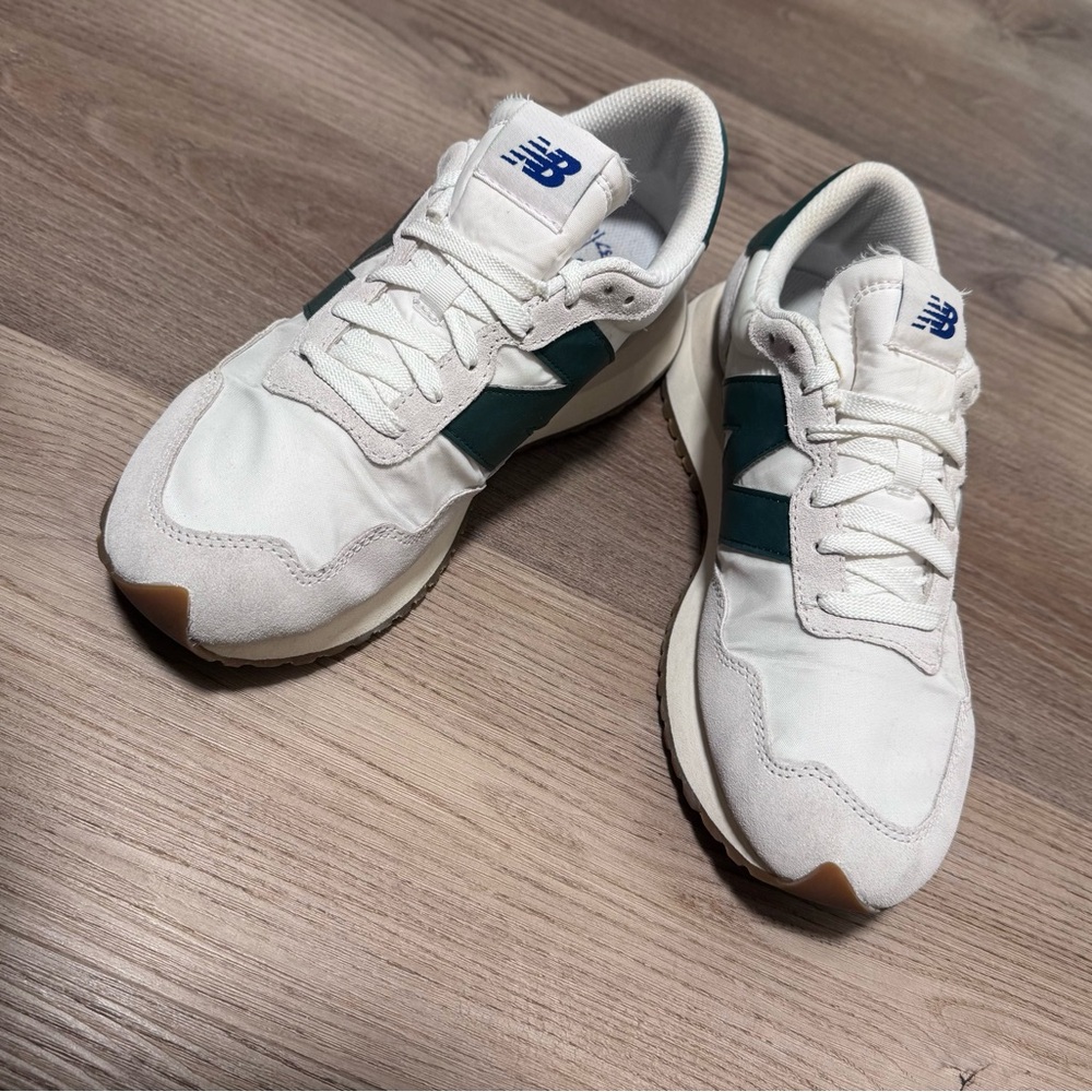 New Balance 237 White and Green Sneakers - Picture 4 of 5